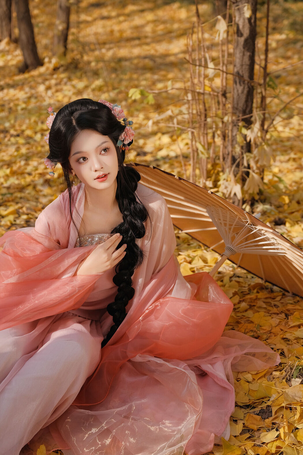 YiTuYu艺图语 Vol.7992 Qiu Qiu