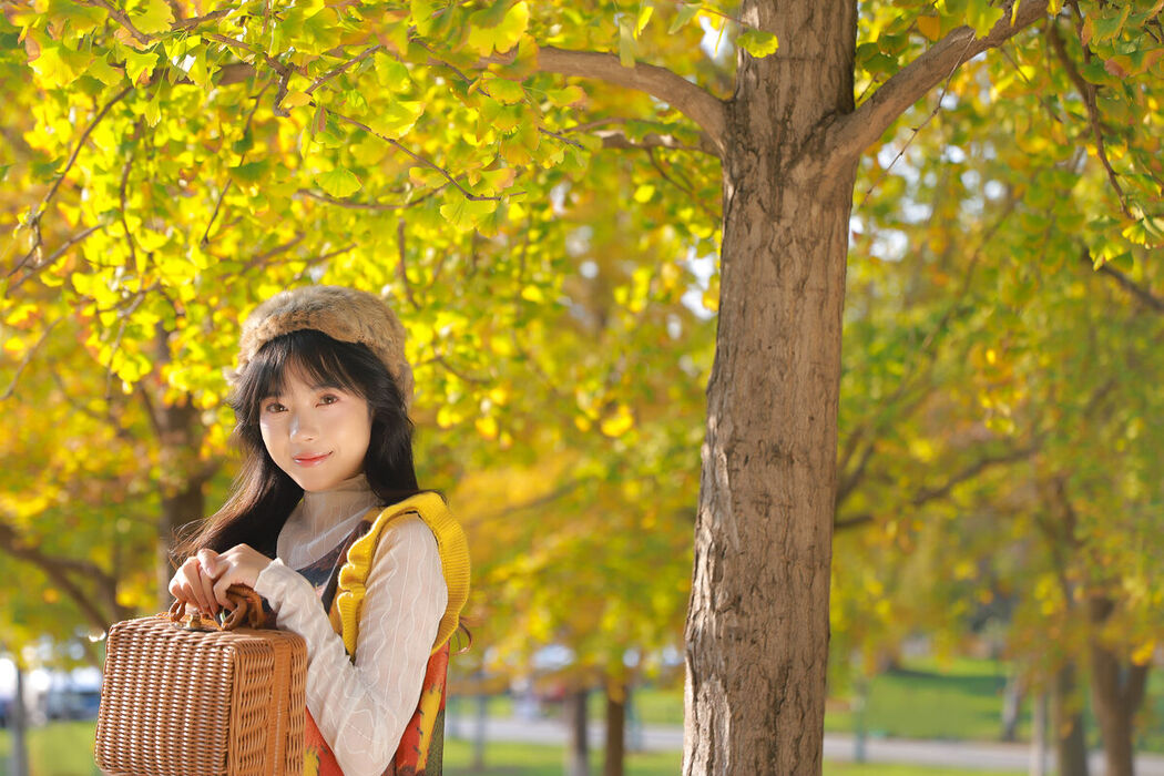 YiTuYu艺图语 Vol.8004 Xiao Wei Ren Er