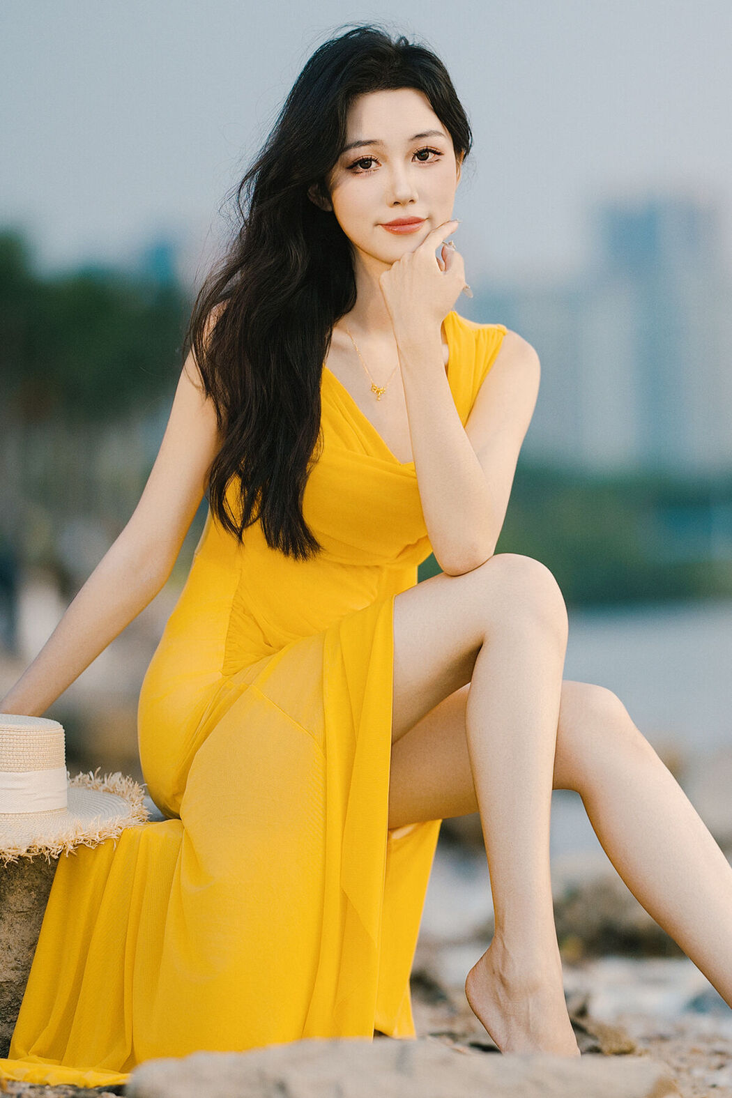 YiTuYu艺图语 Vol.7996 Da Xi Dacy Cover Photo