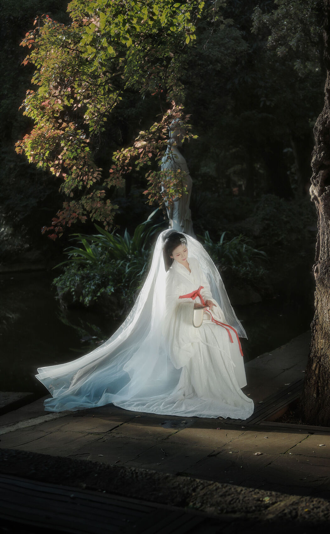 YiTuYu艺图语 Vol.7940 Yu Jin