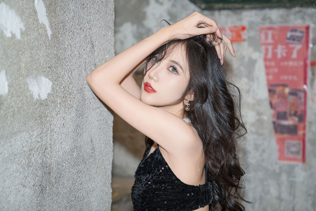 YiTuYu艺图语 Vol.8031 O1ne Wan