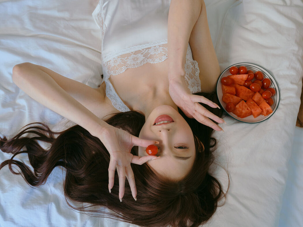 YiTuYu艺图语 Vol.8016 Wen Wen Zi