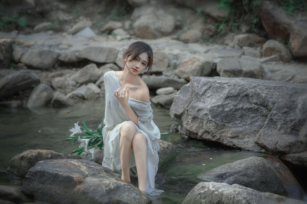 YiTuYu艺图语 Vol.7974 Da Wai Wai Ge