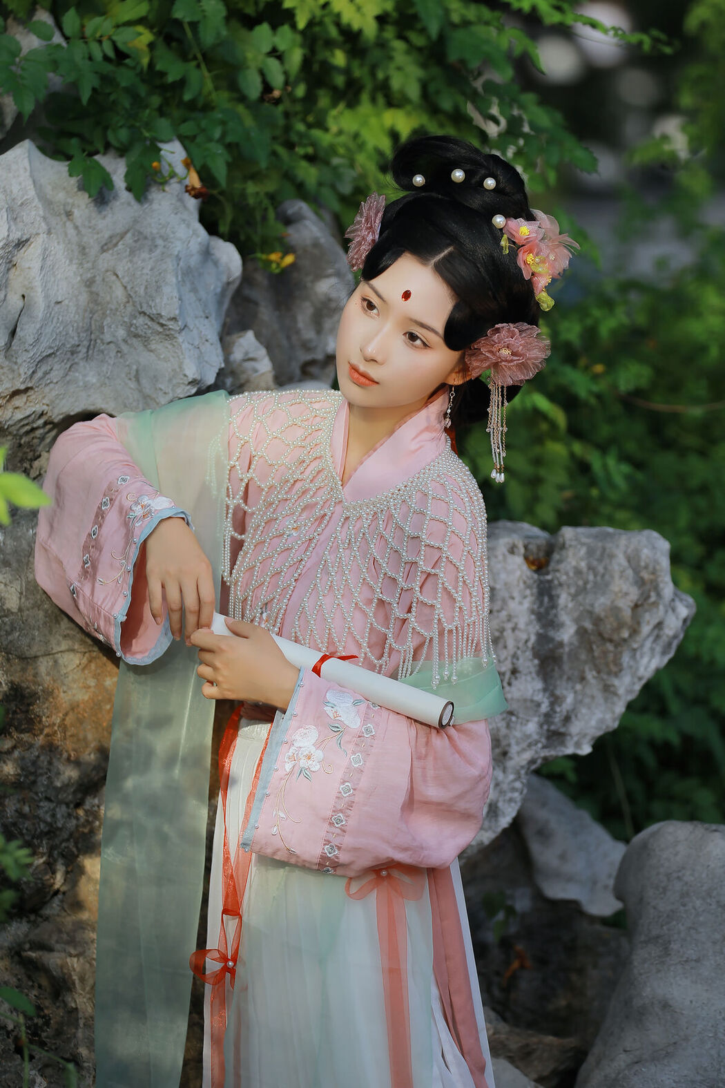 YiTuYu艺图语 Vol.8029 Jiu Niang Yuan Zi