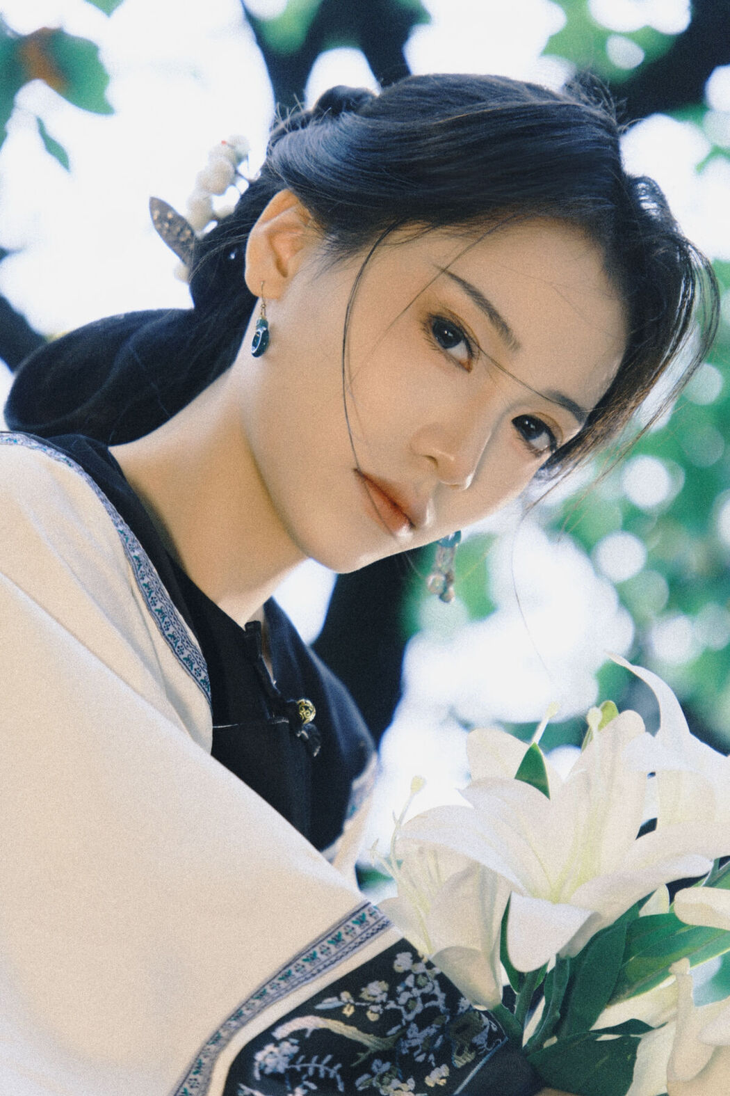 YiTuYu艺图语 Vol.8023 Zhu Zhu
