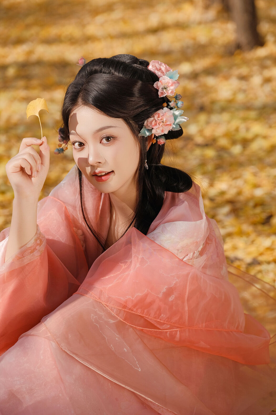 YiTuYu艺图语 Vol.7992 Qiu Qiu