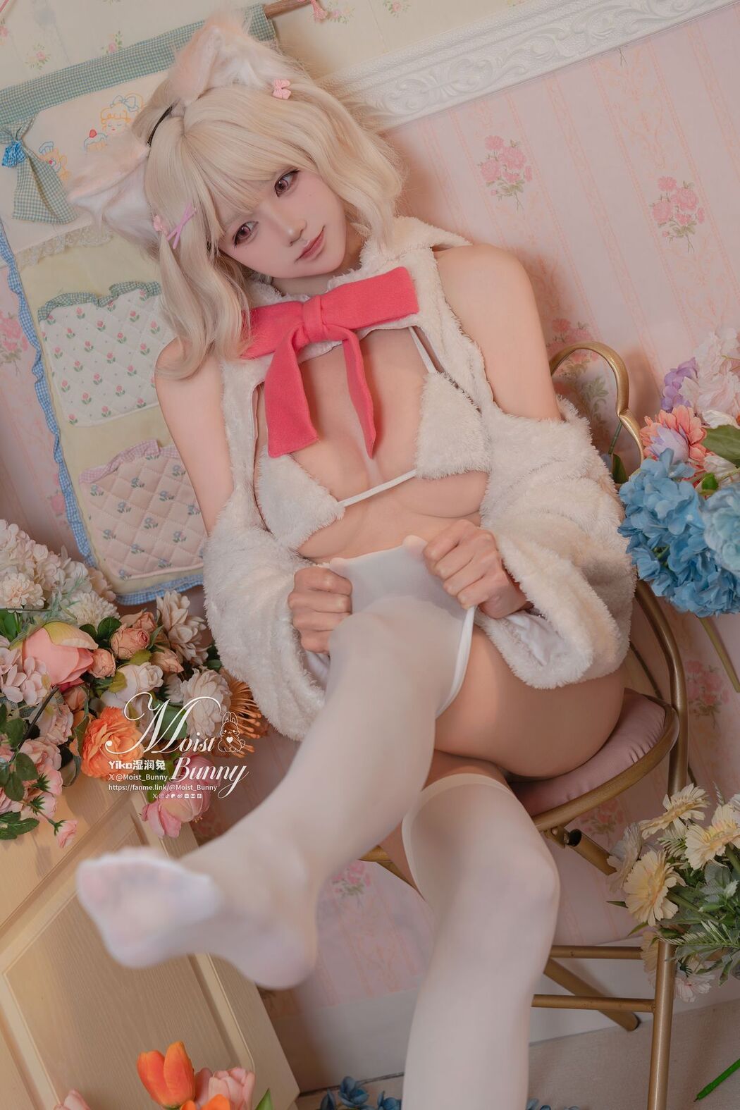 Coser@黏黏团子兔 – 02月作品『他的猫』 (76P – 1V)