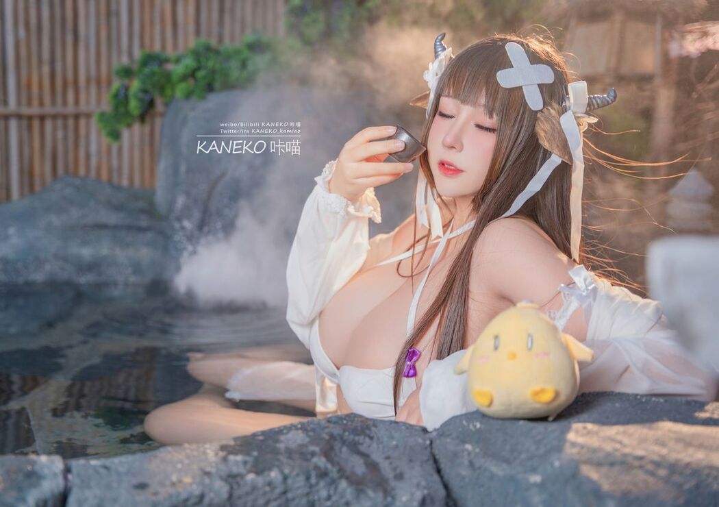 Coser@KANEKO_咔喵 – 樫野泳装 (52P)