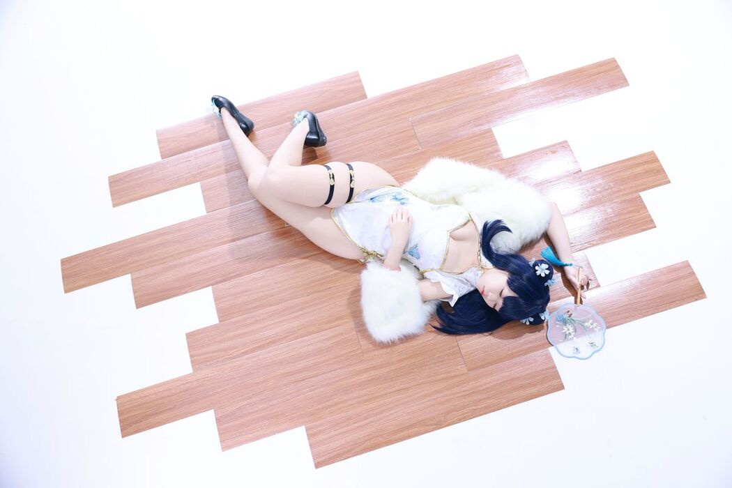 Coser@G44不会受伤 – 宝多六花旗袍 (35P)
