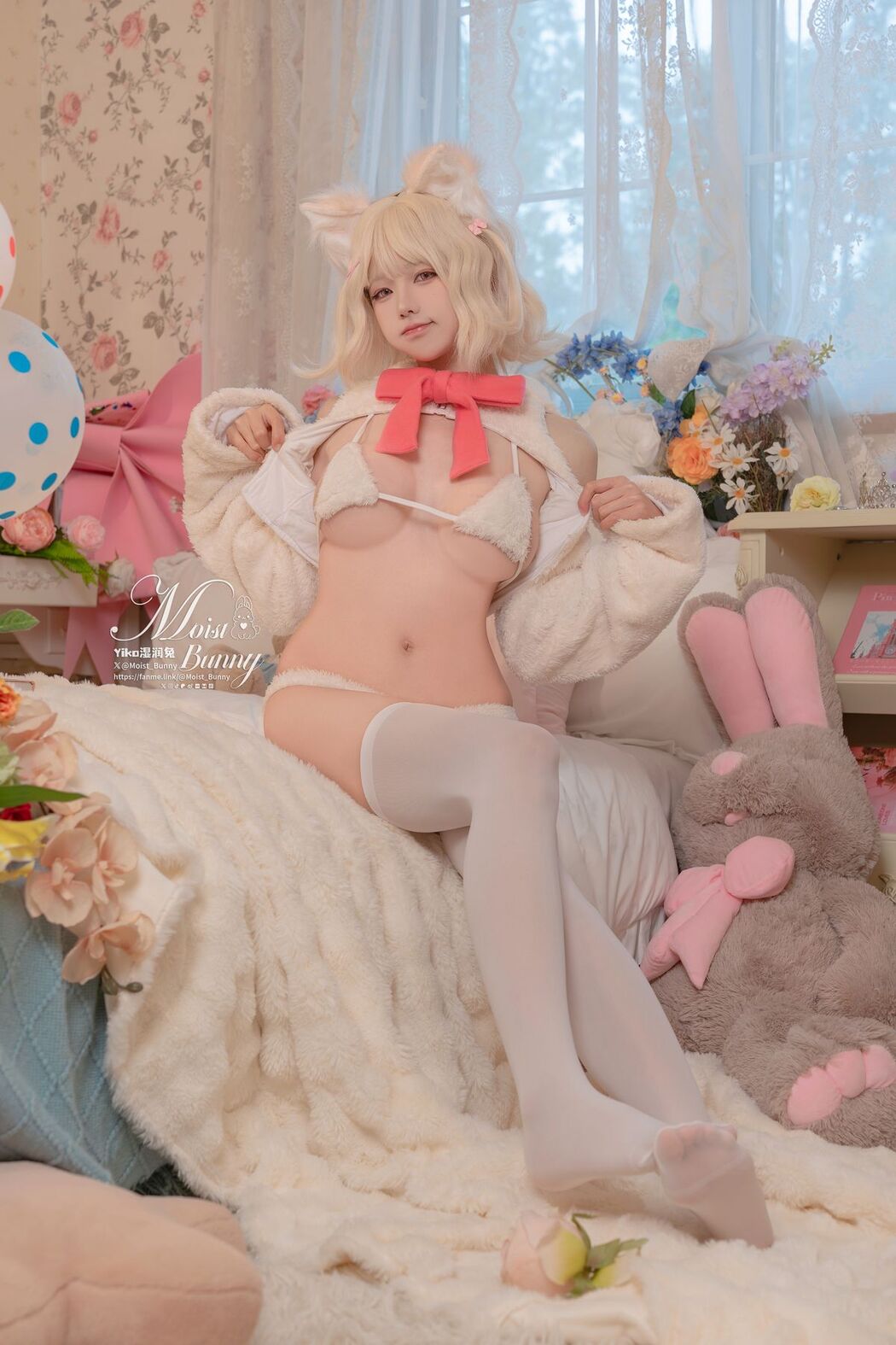 Coser@黏黏团子兔 – 02月作品『他的猫』 (76P – 1V)
