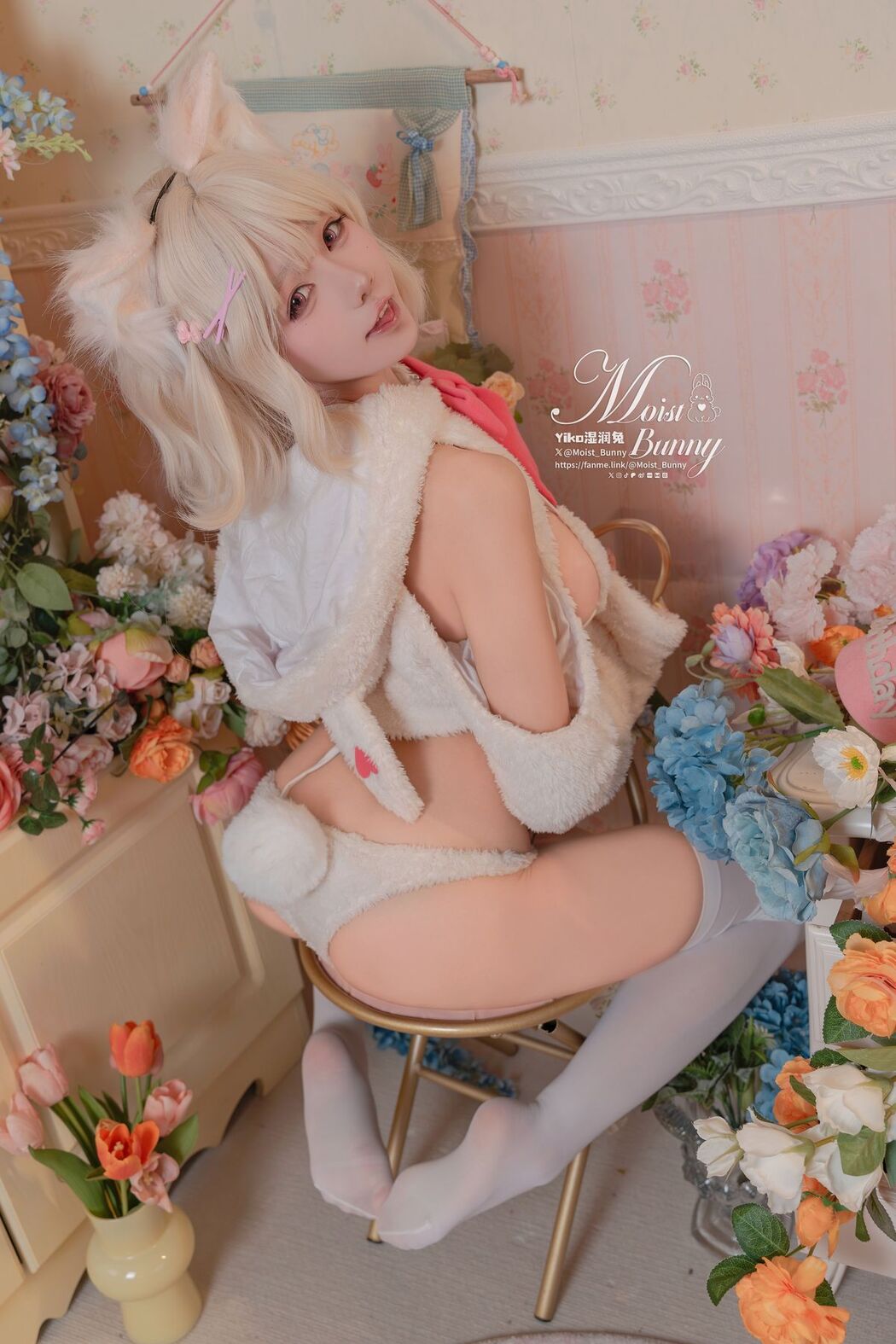 Coser@黏黏团子兔 – 02月作品『他的猫』 (76P – 1V)