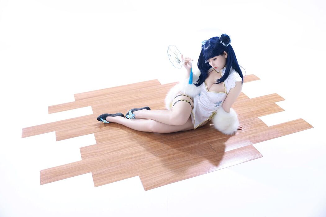Coser@G44不会受伤 – 宝多六花旗袍 (35P)
