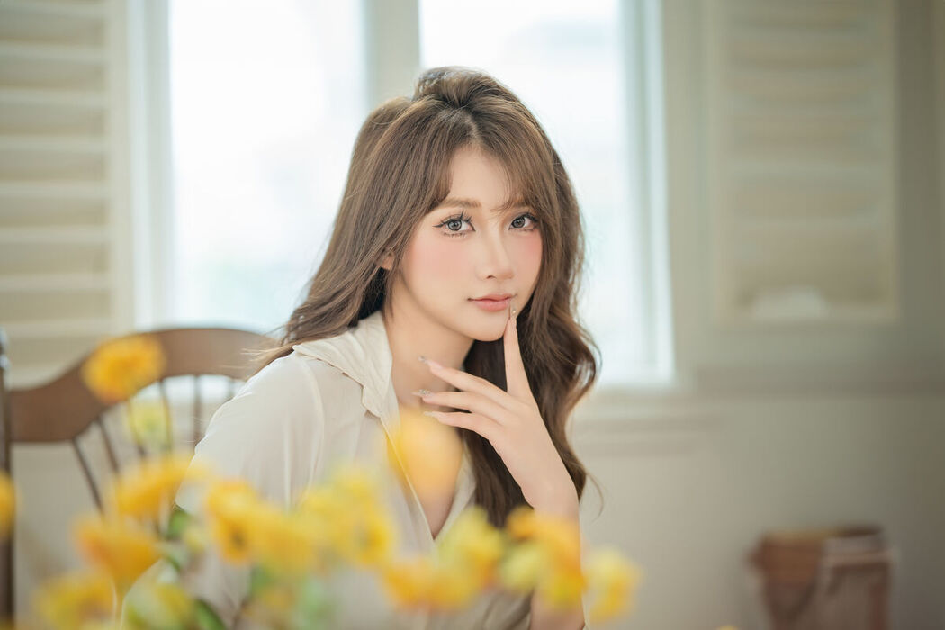 YiTuYu艺图语 Vol.8098 晓文 (32P)