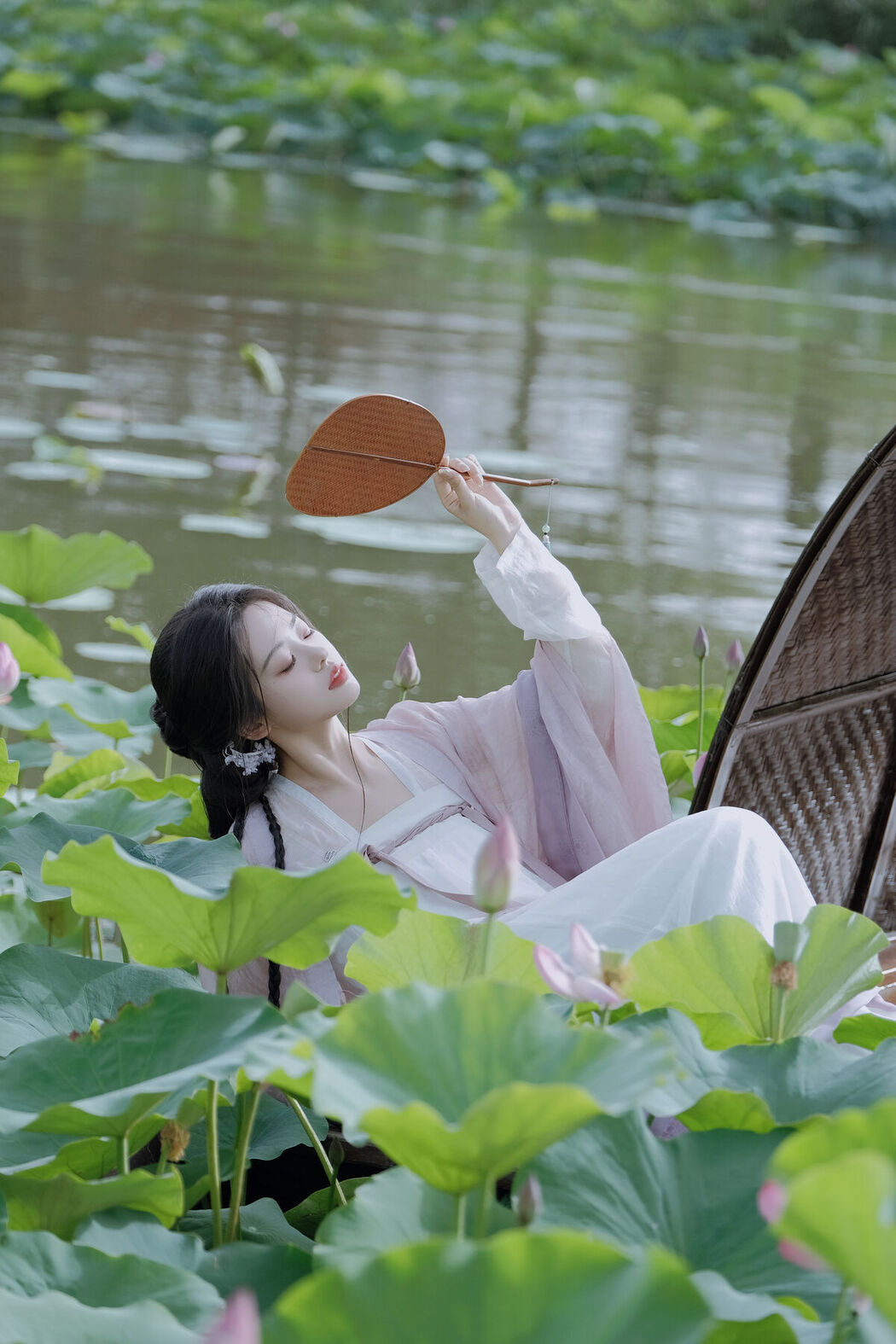 YiTuYu艺图语 Vol.8126 瑶瑶 (17P)