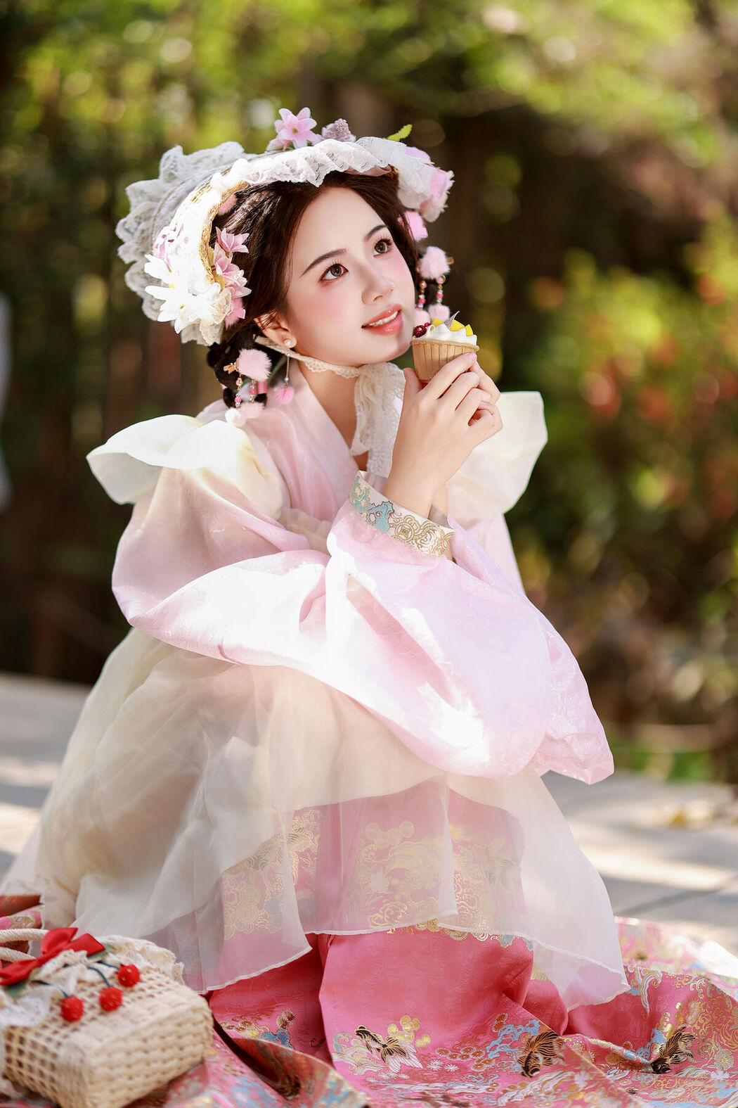 YiTuYu艺图语 Vol.8115 小杜同学 (23P)