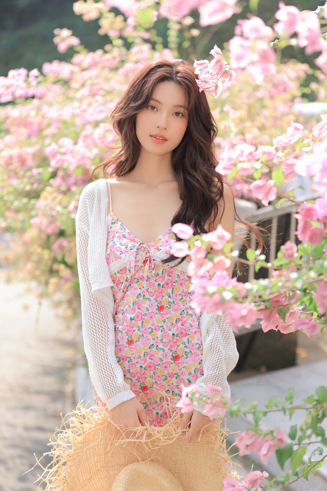 YiTuYu艺图语 Vol.8105 林士真 (22P)