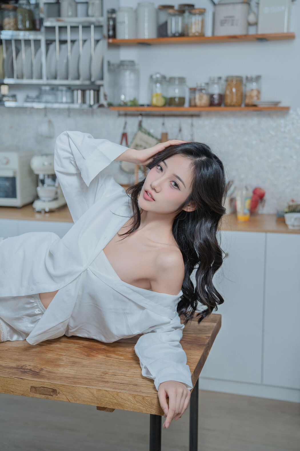 YiTuYu艺图语 Vol.8123 o1ne万 (23P)