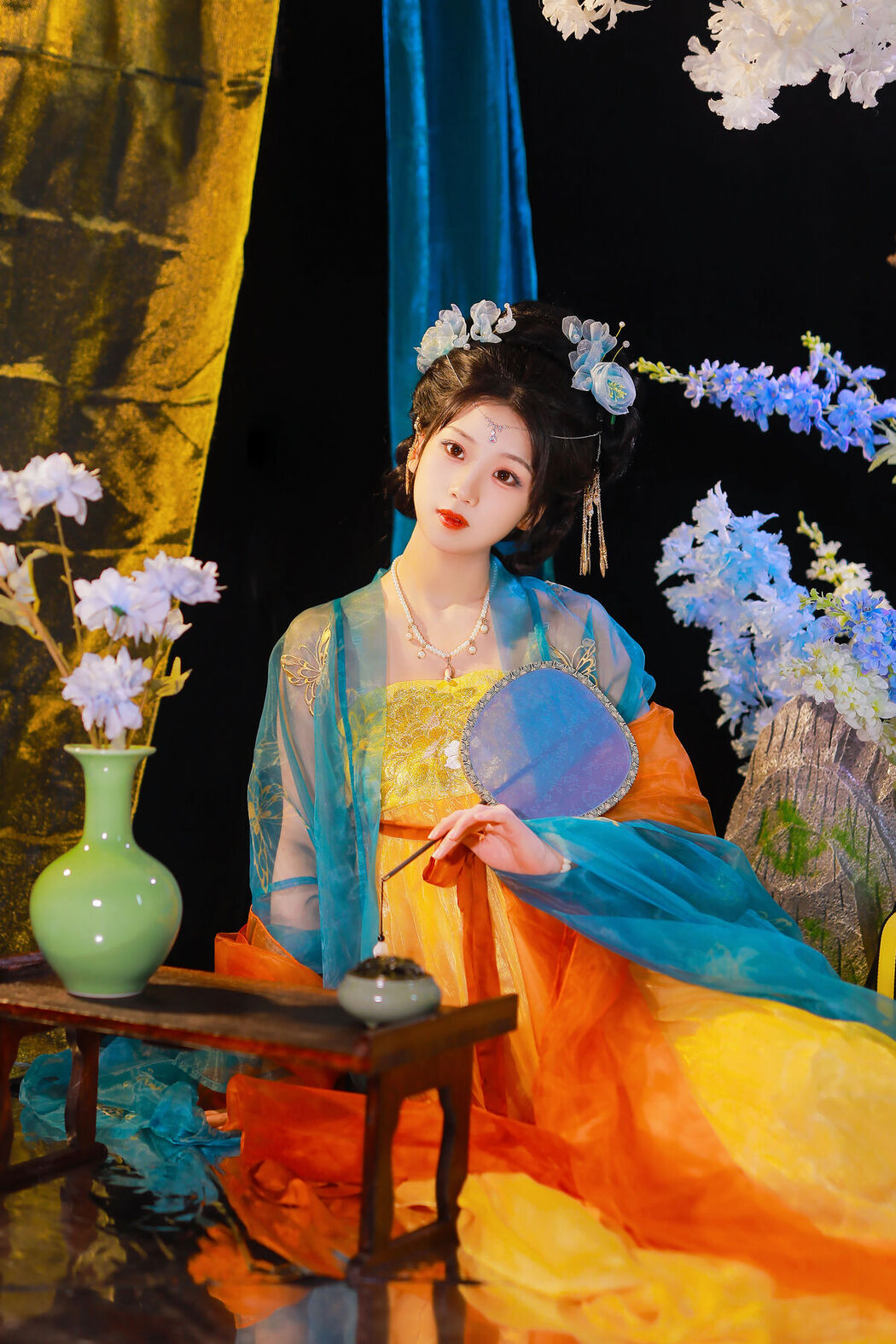 YiTuYu艺图语 Vol.8104 周周Ay (23P)