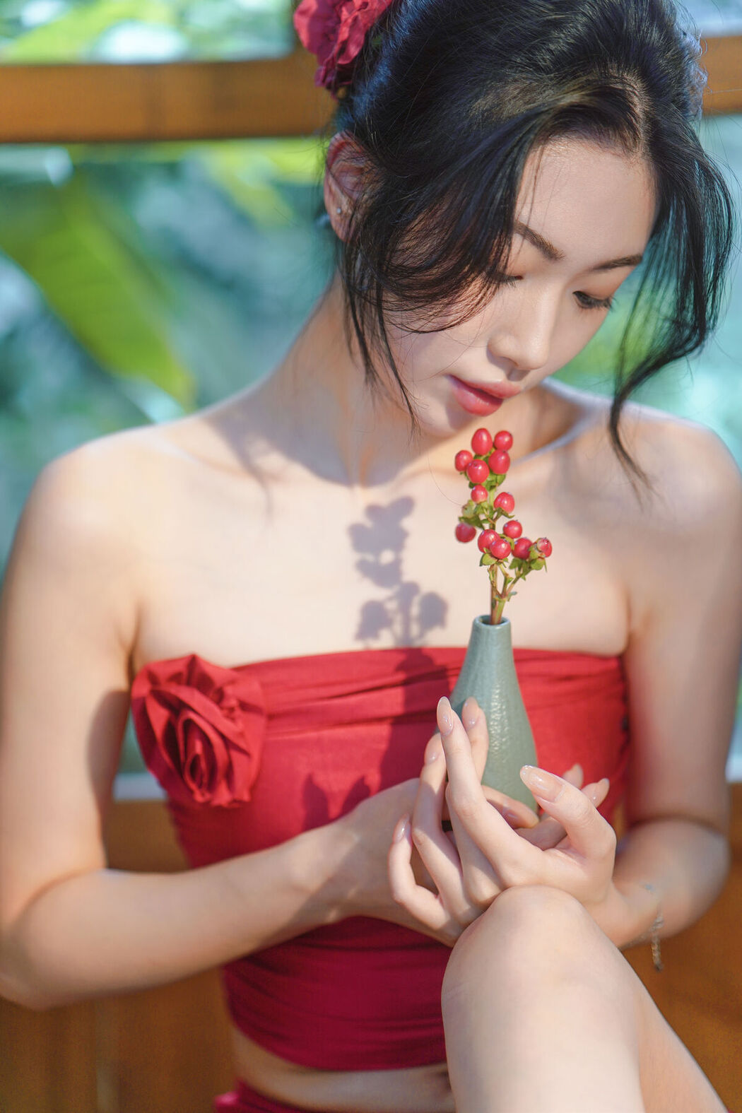 YiTuYu艺图语 Vol.8118 Liya (34P)