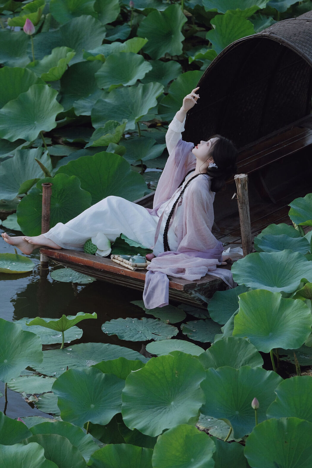 YiTuYu艺图语 Vol.8126 瑶瑶 (17P)