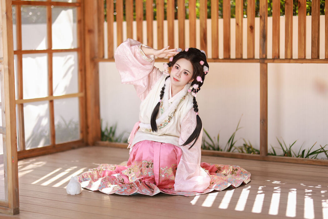 YiTuYu艺图语 Vol.8045 Xiao Du Tong Xue