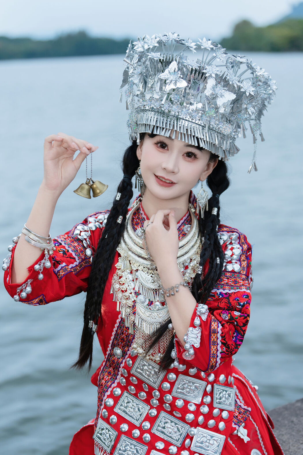 YiTuYu艺图语 Vol.8063 湫一只岁岁 (24P)