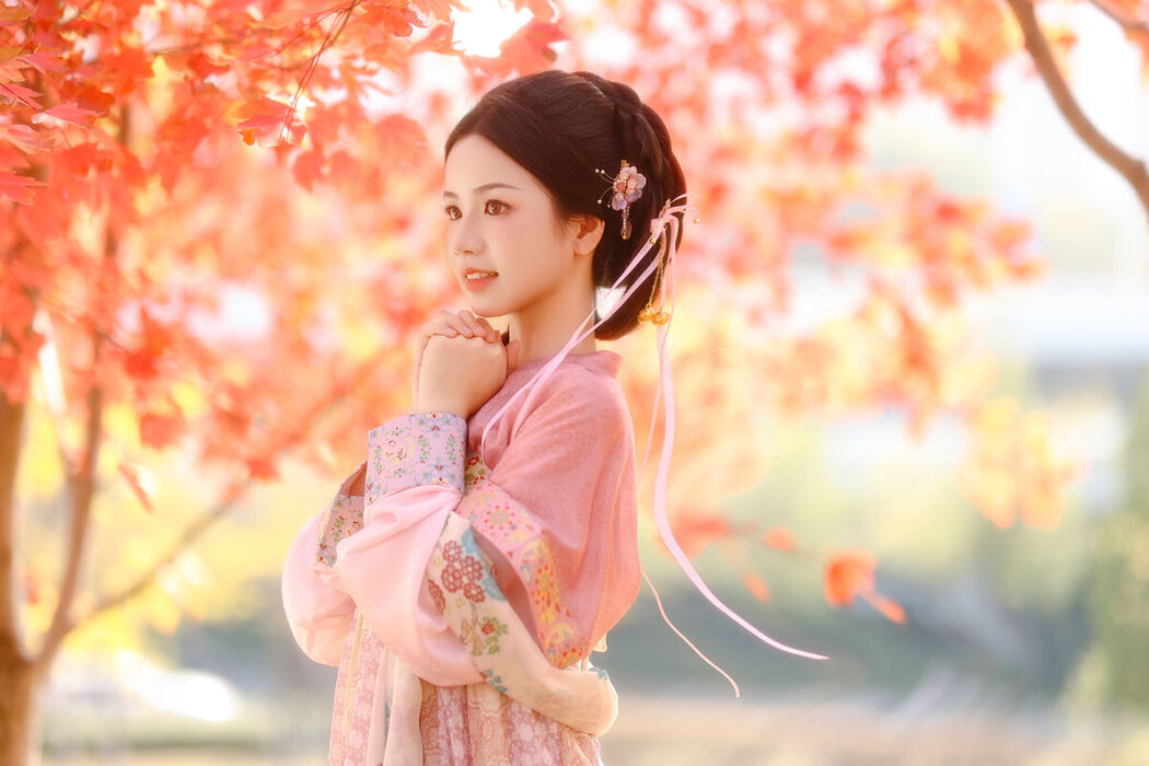 YiTuYu艺图语 Vol.8065 小杜同学 (26P)