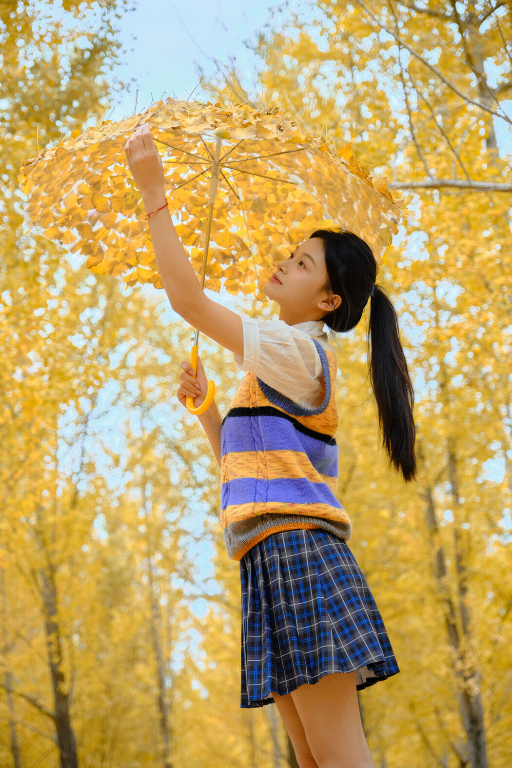 YiTuYu艺图语 Vol.8099 小番茄 (26P)