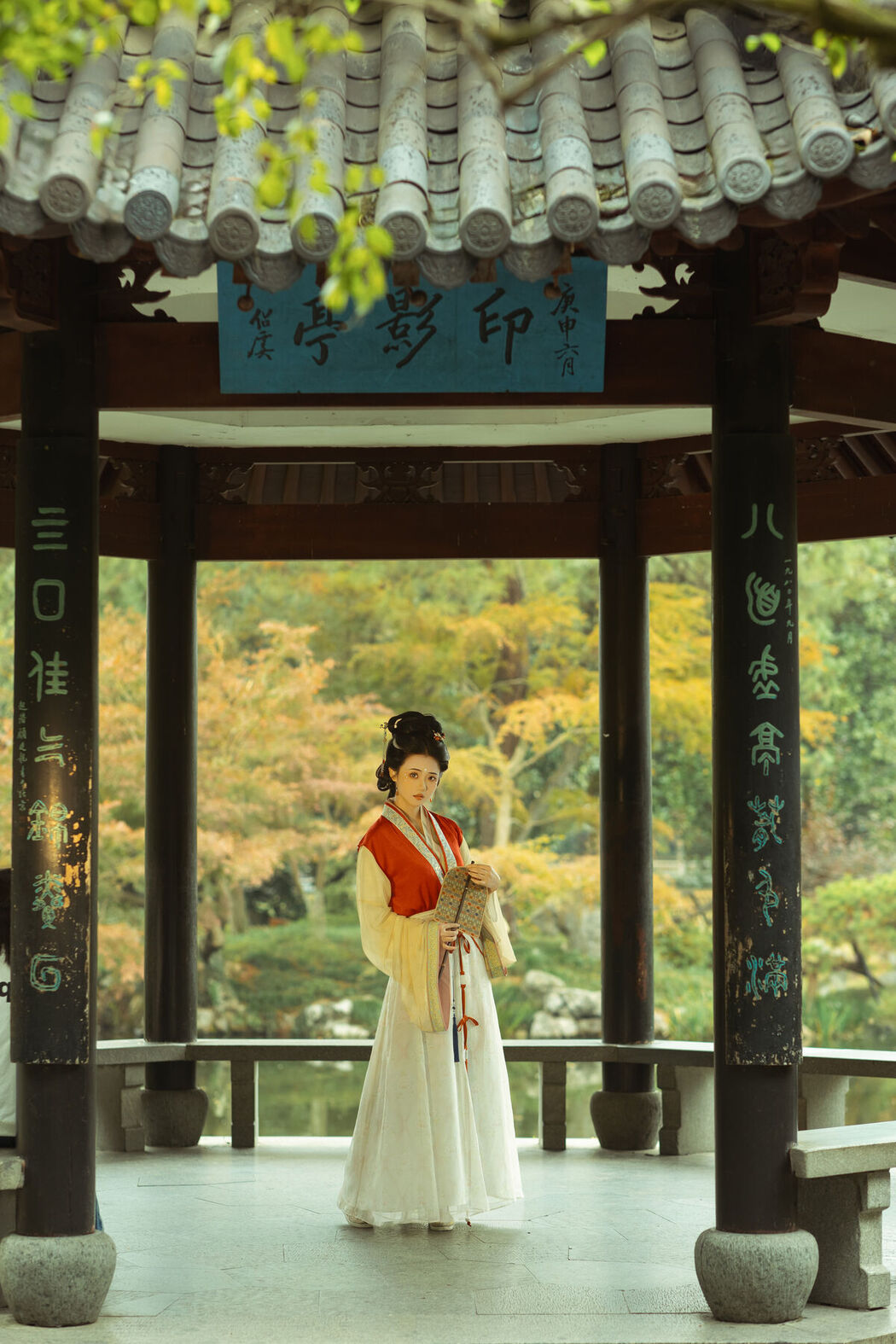YiTuYu艺图语 Vol.8089 雪樱 (42P)