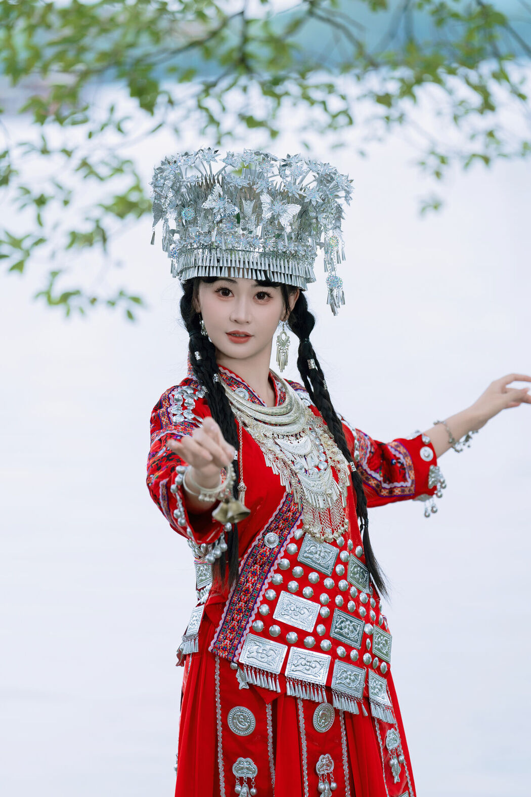 YiTuYu艺图语 Vol.8063 湫一只岁岁 (24P)