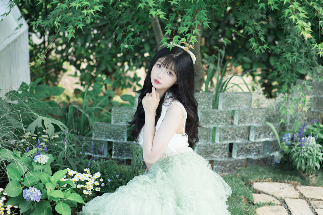 YiTuYu艺图语 Vol.8051 月月公主 (25P)