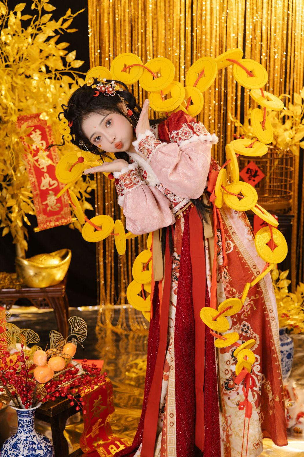 YiTuYu艺图语 Vol.8114 衔鹿 (28P)