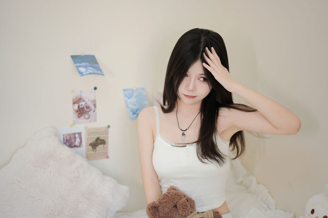 YiTuYu艺图语 Vol.8092 璇 (32P)
