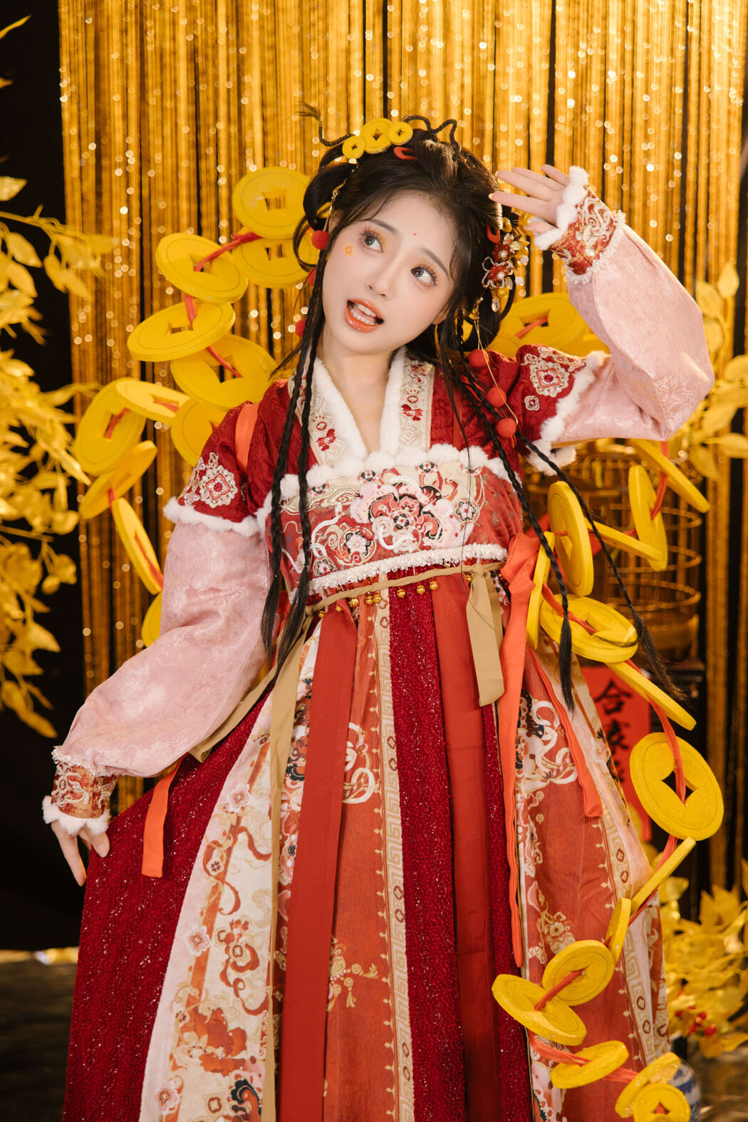YiTuYu艺图语 Vol.8114 衔鹿 (28P)