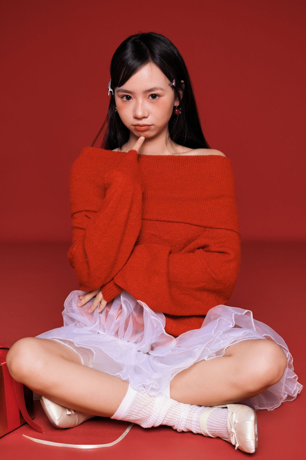 YiTuYu艺图语 Vol.8117 是三金呀 (29P)