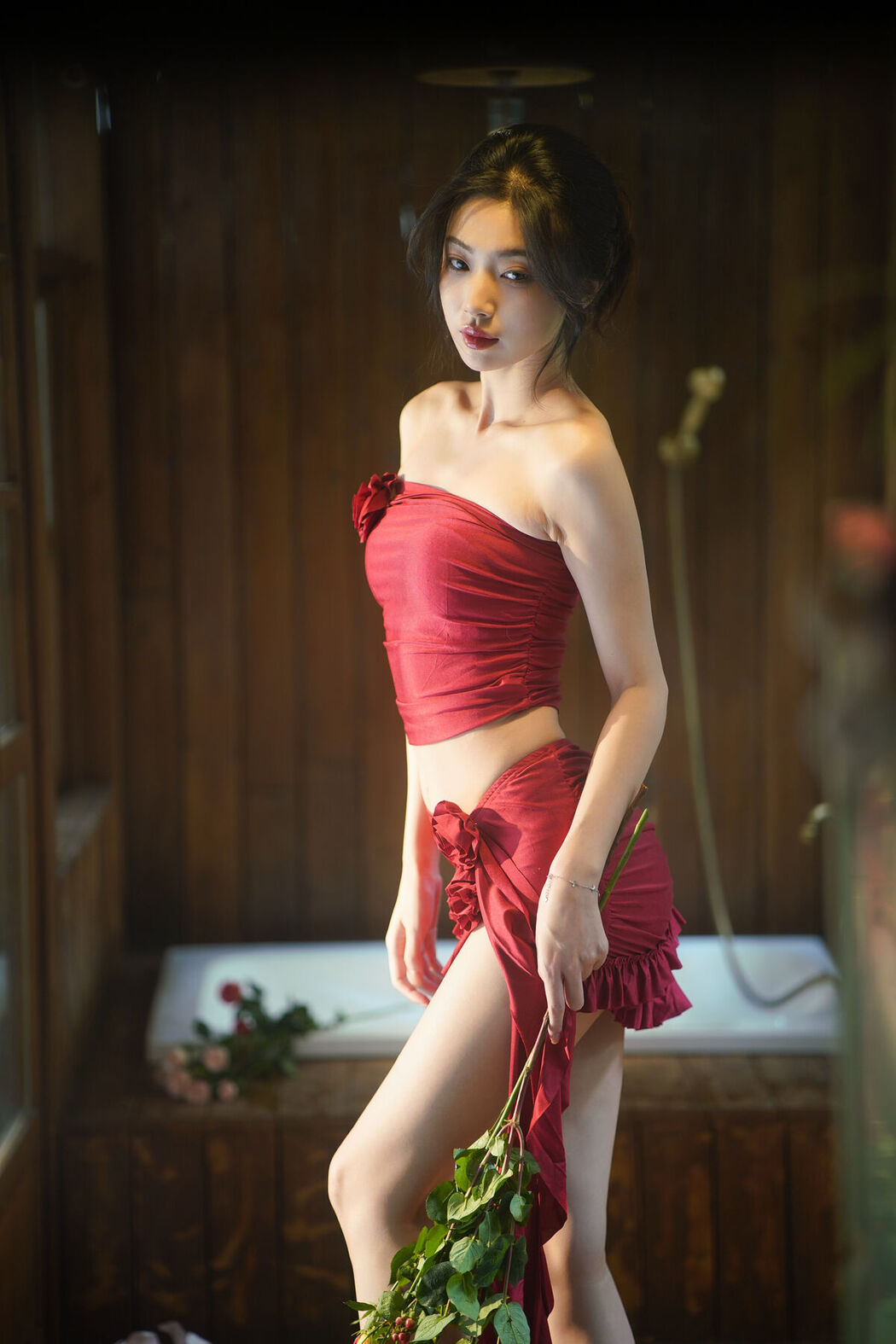 YiTuYu艺图语 Vol.8118 Liya (34P)