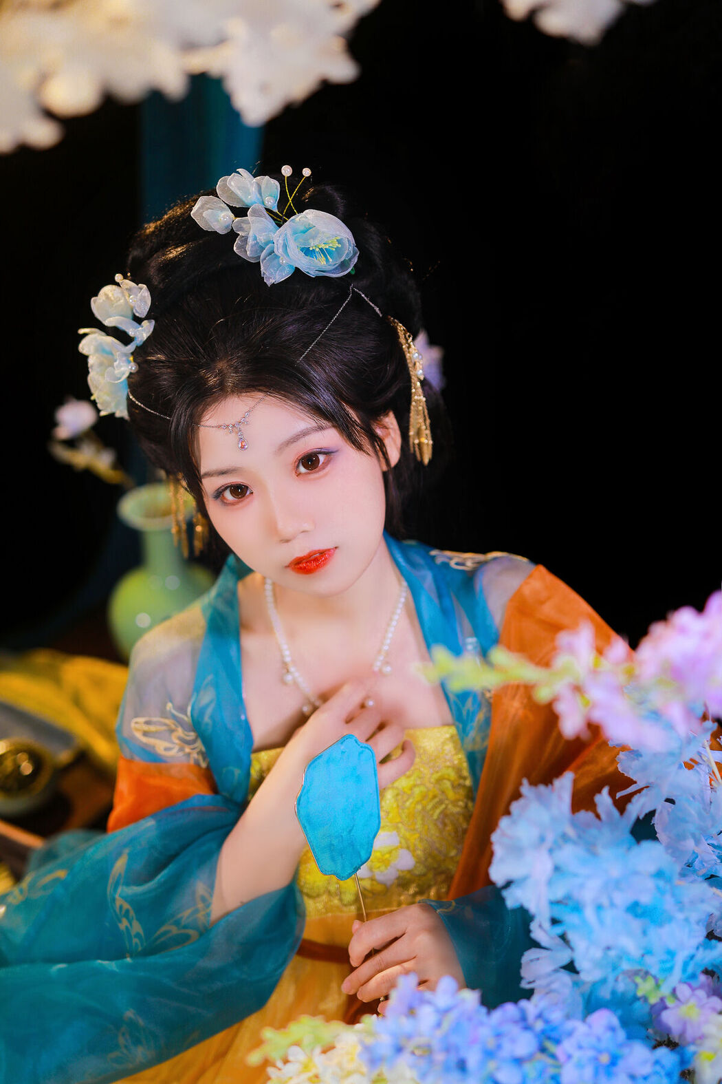 YiTuYu艺图语 Vol.8104 周周Ay (23P)