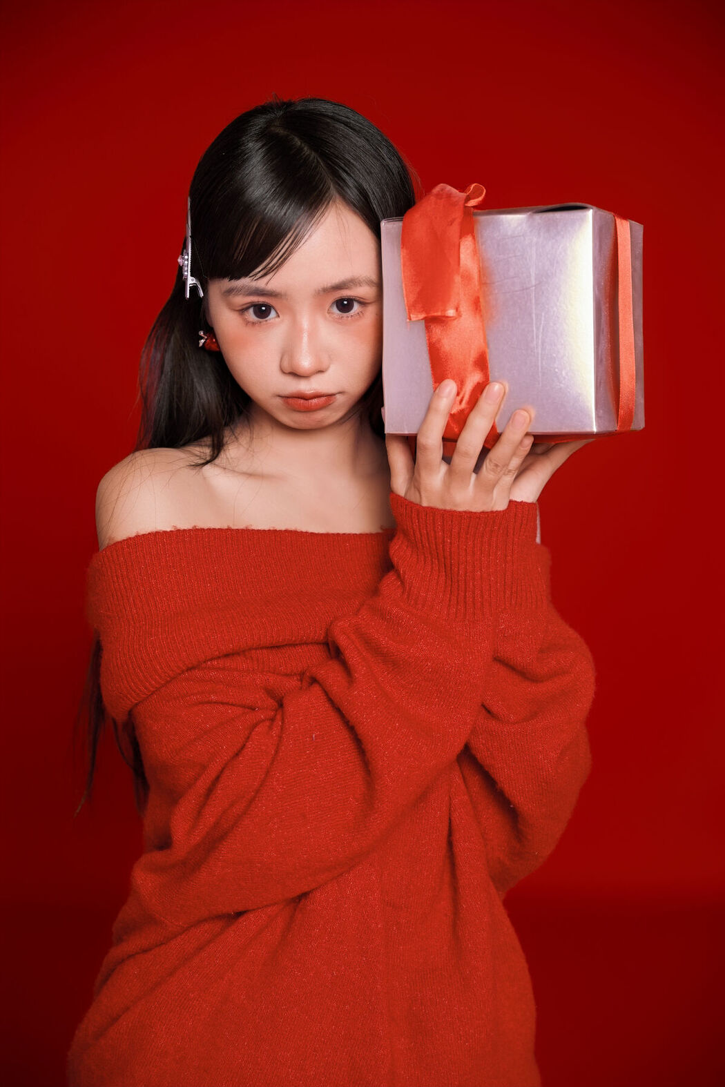 YiTuYu艺图语 Vol.8117 是三金呀 (29P)