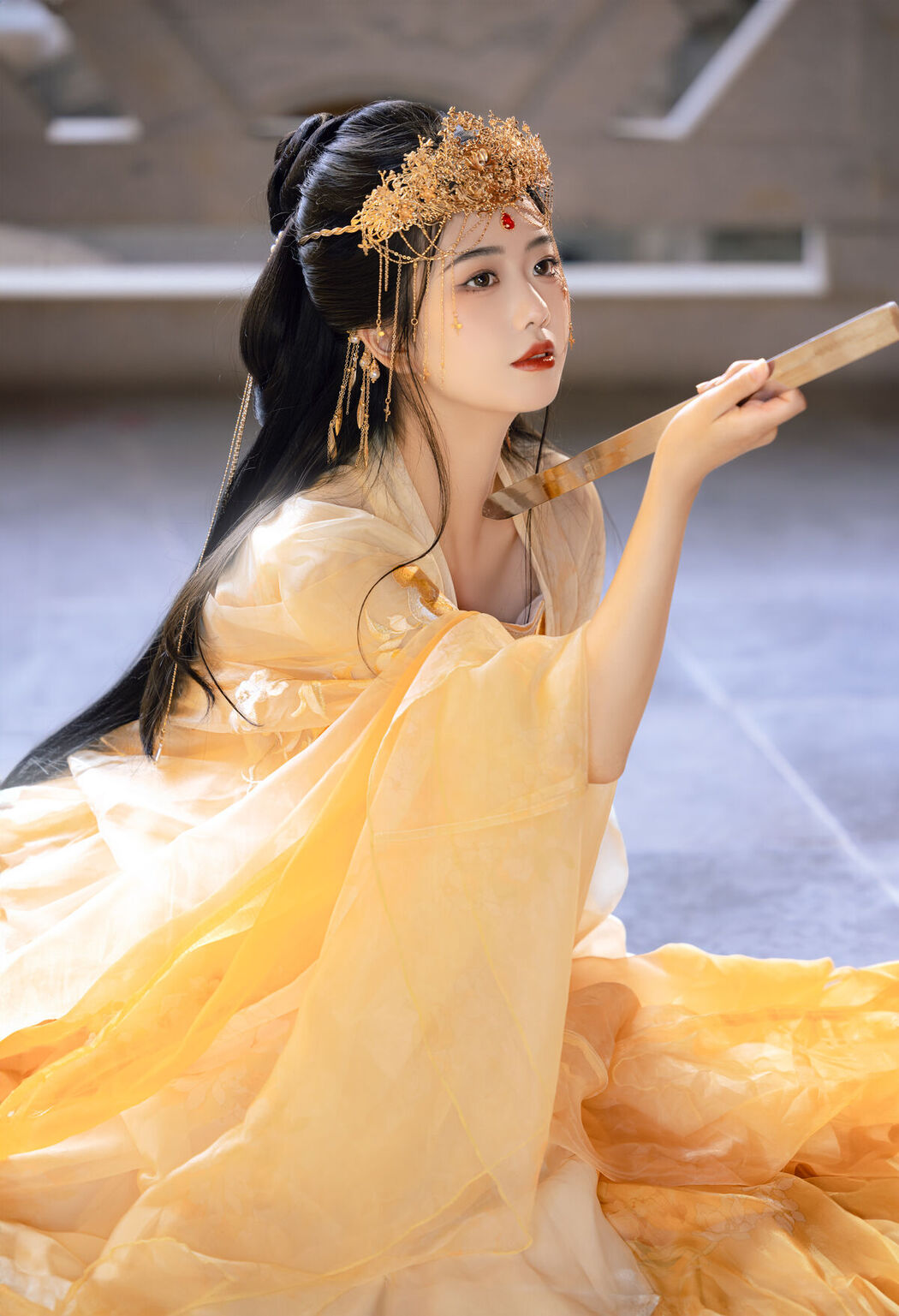 YiTuYu艺图语 Vol.8127 木白白 (15P)