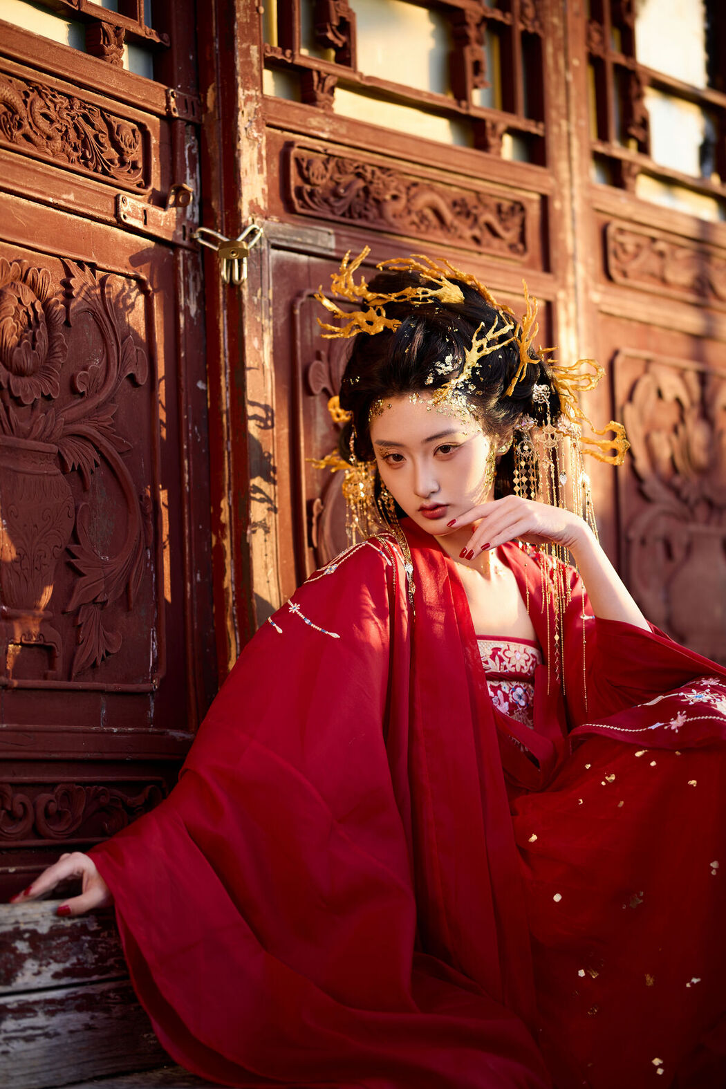 YiTuYu艺图语 Vol.8082 陈年小九 (22P)