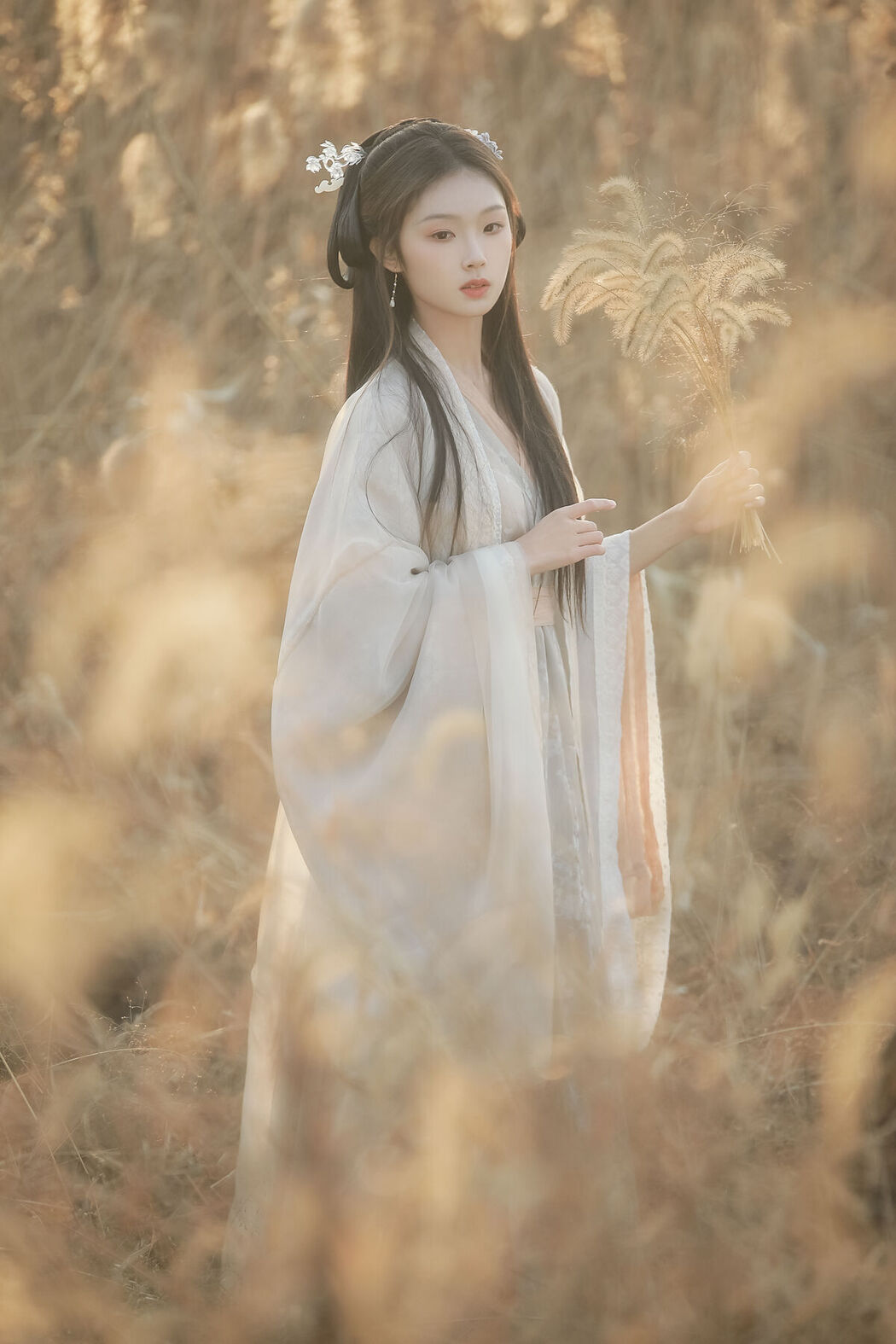 YiTuYu艺图语 Vol.8103 溱溱 (26P)