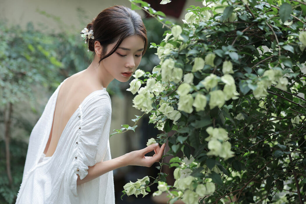 YiTuYu艺图语 Vol.8112 板板酱 (36P)