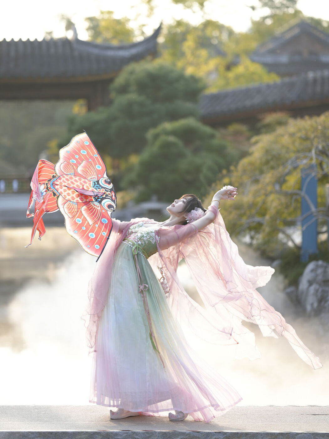 YiTuYu艺图语 Vol.8046 Qing Liu