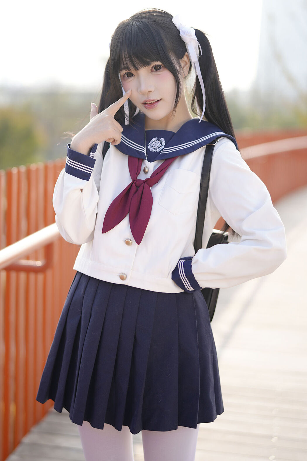 YiTuYu艺图语 Vol.8120 钉宫草莓 (25P) Cover Photo
