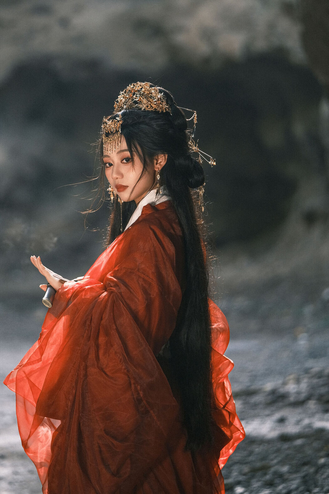 YiTuYu艺图语 Vol.8122 七七 (23P)