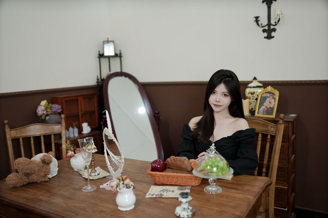 YiTuYu艺图语 Vol.8047 Xuan