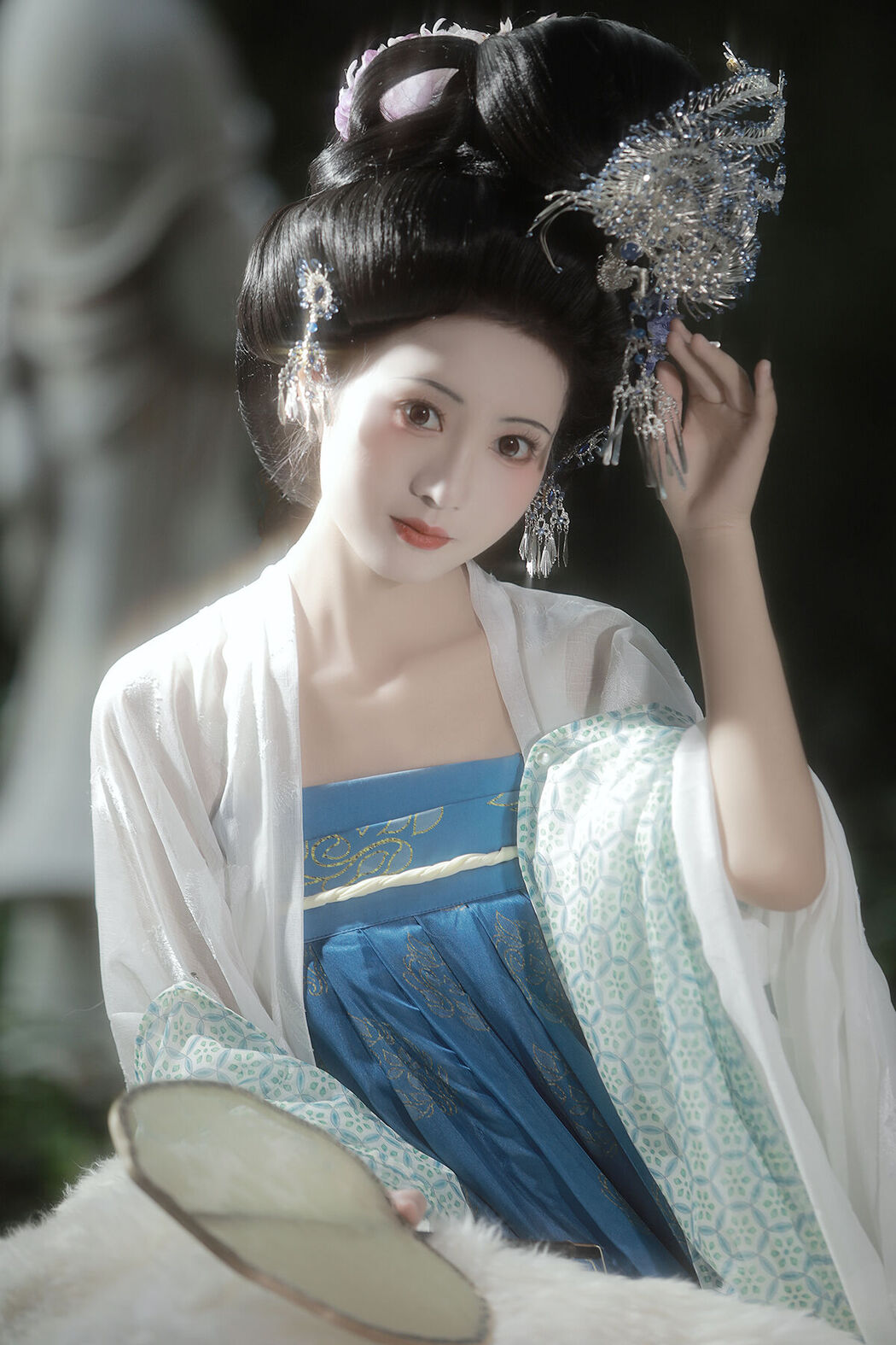 YiTuYu艺图语 Vol.8109 瑜瑾 (22P) Cover Photo