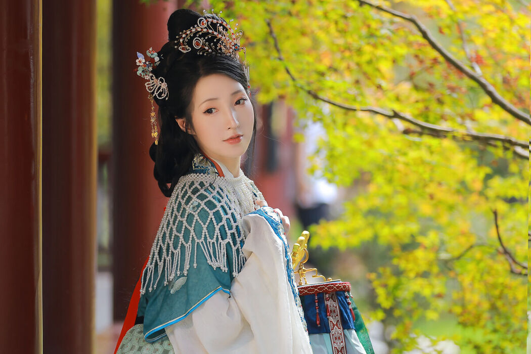 YiTuYu艺图语 Vol.8113 李猜 (23P)