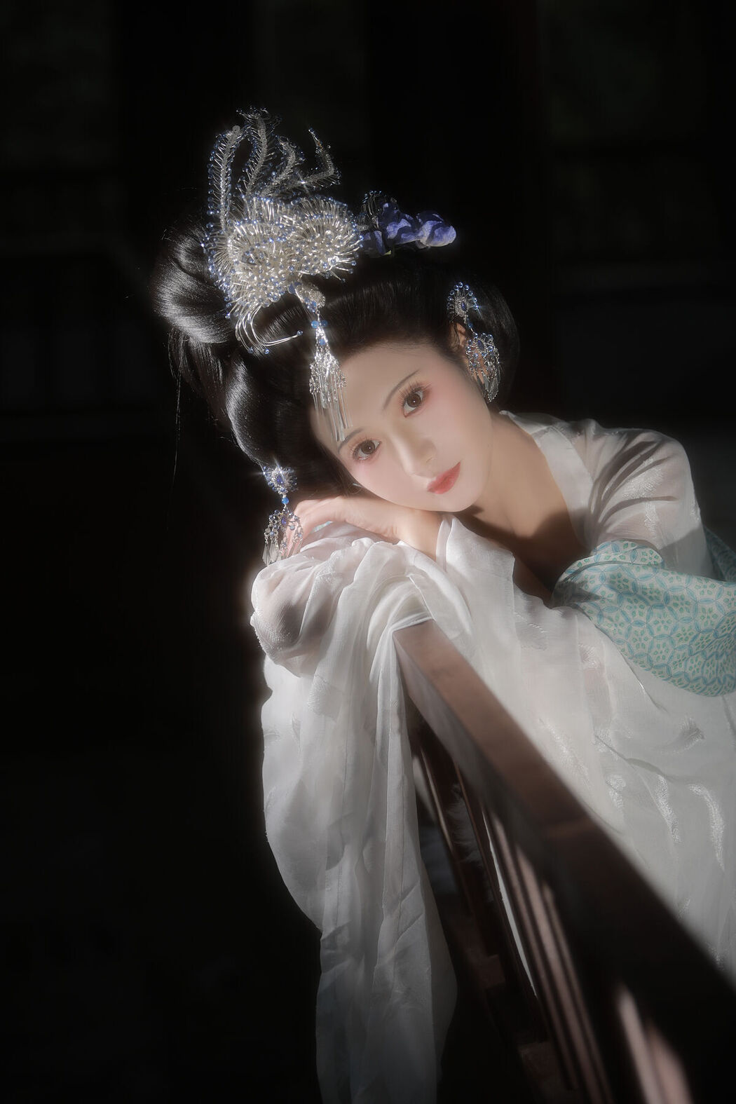 YiTuYu艺图语 Vol.8109 瑜瑾 (22P)