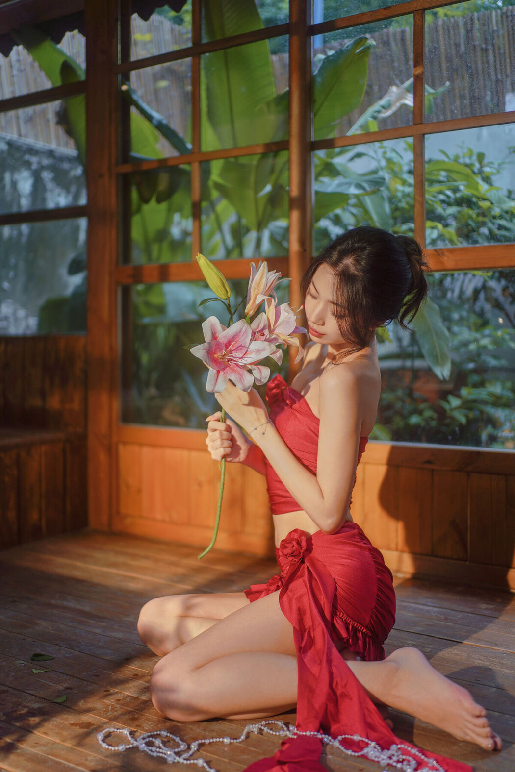 YiTuYu艺图语 Vol.8118 Liya (34P)
